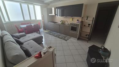 Trilocale piazza Gabriele D'Annunzio, Fuorigrotta