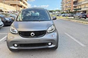 Smart ForTwo 90 0.9 T twinamic cabrio Prime LED NA