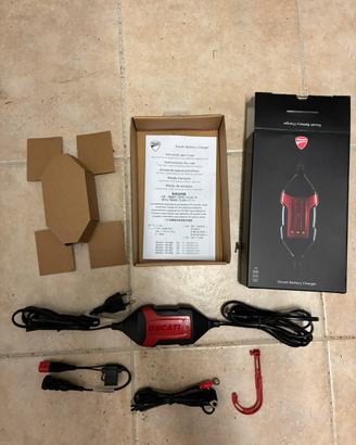 Mantenitore di carica per moto Ducati 69928471B