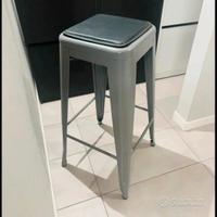 8 Sgabelli in metallo grigio con cuscino magnetico