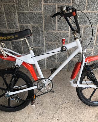 Bicicletta cross 20 anni 80 saltafossi
