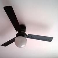 UN VENTILATORE