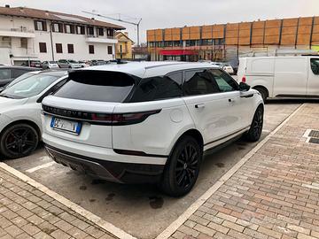 Velar 2.0 180 CV R-Dynamic