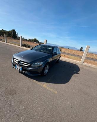Mercedes C200