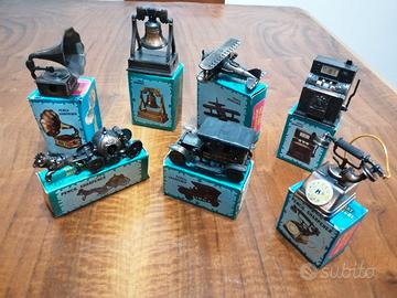 Lotto 12 Temperamatite in metallo brunito