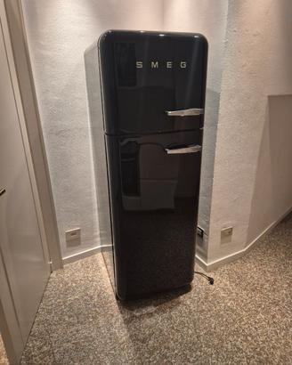 Frigorifero nero SMEG doppia anta con frizzer