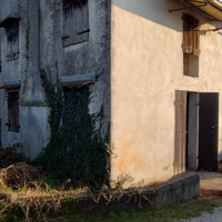 CAERANO SAN MARCO MONOLOCALE 50 m2 SU 2 PIANII