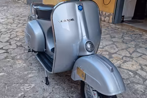 VESPA  PIAGGIO TS  125 FMI