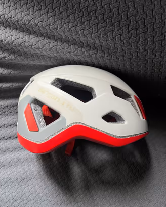 Casco alpinismo/arrampicata usato SininRock t. S/M