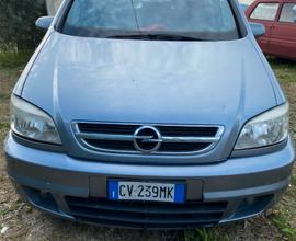 Opel zafira 2005