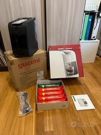 Guzzini Hausbrandt – Macchina Caffè Nera + Capsule