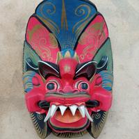 Maschere balinese + tunisina + oggetti etnici