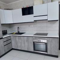 CUCINA ANGOLARE COMPONIBILE CON ELLETTRODOMESTICI