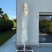 Ombrellone con palo laterale Bianco 3x3 metri