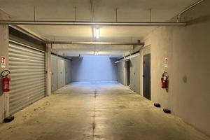 Box/Posto auto Roma [Cod. rif 3295870VRG]