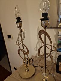 Coppia lampade da tavolo in metallo dorato 