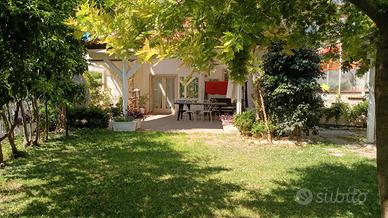 Vendita villetta a schiera con giardino