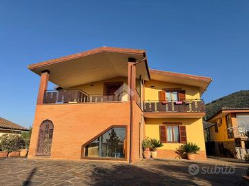 4 LOCALI A COLLEFERRO