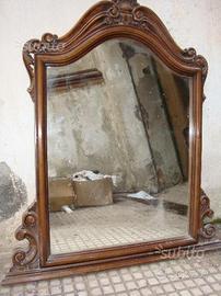 Grande Specchio classico in pregiato nobile legno