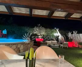 Villa indipendente con piscina privata a 200 metri