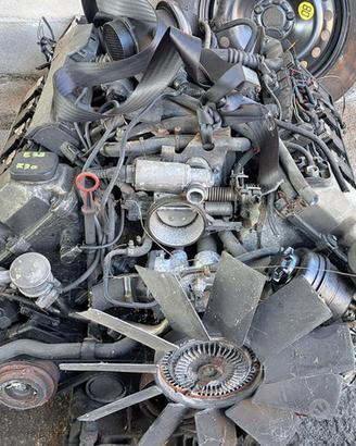 Motore bmw 730 v8 E38 308S1