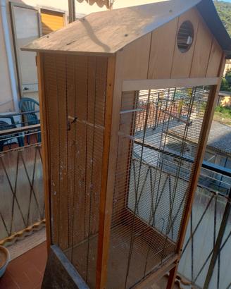 voliera in legno 