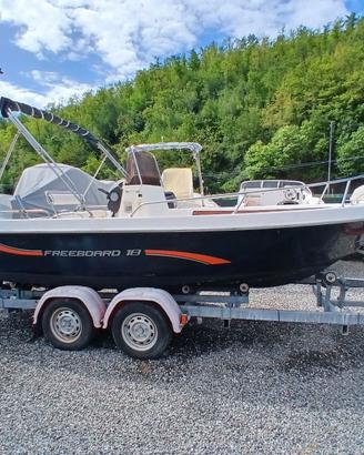 Open Terminal Boat Freeboard 18 " Valut. Permuta"