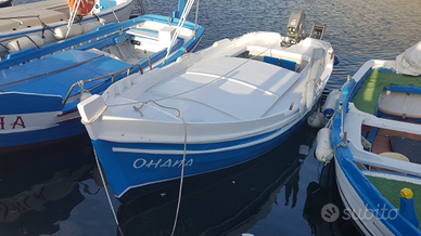 Gozzo siciliano - barca a motore