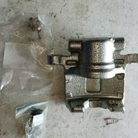 Pinza freno post M ITSUBISHI