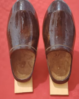 Coppia di Zoccoli Olandesi Vintage in Legno 
