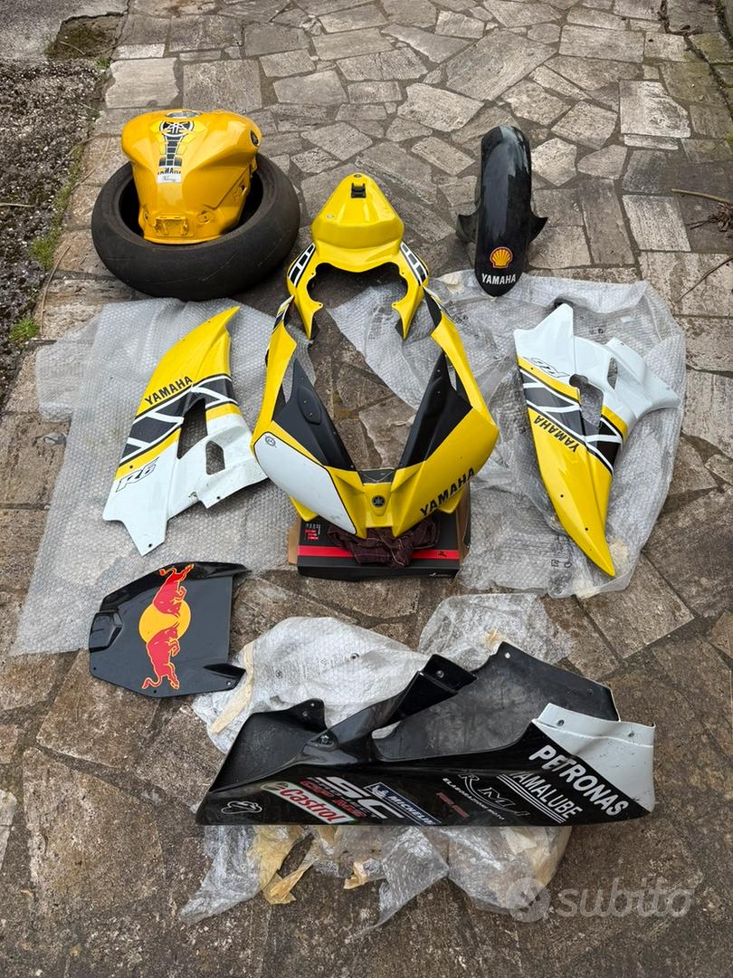 CARENATURA LATERALE OMOLOGATA KG MOD. 507