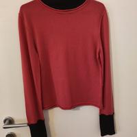 maglia rossa e nera