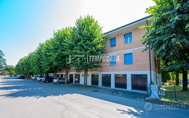 Luminoso Trilocale con Terrazzino Abitabile in Con