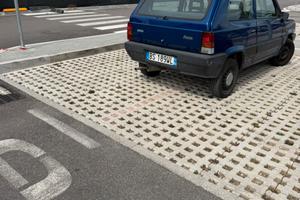 Fiat Panda barre portatutto stereo vetri elettrici