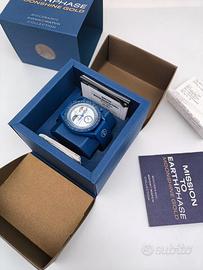 SWATCH x OMEGA Moonshine Gold