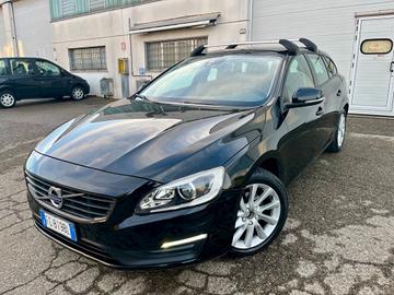 Volvo V60 2.0d 120cv 2016 127.000km euro6 perfetta
