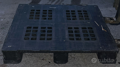 Bancali Usati in Plastica 114x114