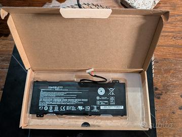 Batteria Acer AP18E8M – 15,4V / 3733mAh 57,48Wh 