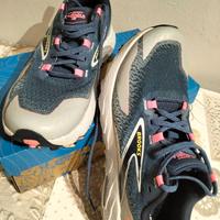 BROOKS CASCADIA 18