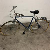 Bici d’epoca con cambio sulla canna