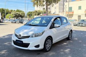 Toyota Yaris 1.0 5 porte Lounge