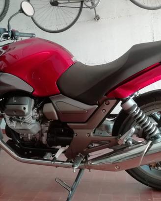Moto Guzzi Breva 750 I.E. Rossa