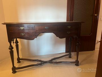 Scrivania/Scrittoioclassico in legno con5 cassetti
