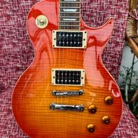 Chitarra elettrica Vintage v100 Anno 2011 Les Paul