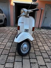 vespa p200e