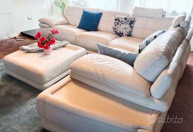 Divano a Penisola in pelle