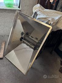 Pigiatrice uva professionale GRIFO in acciaio INOX