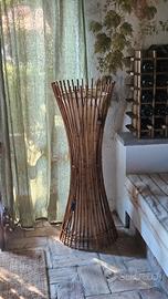 lampada da terra in bamboo