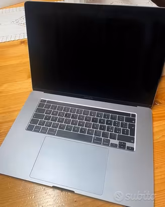 Macbook pro 16 SCHERMO ROTTO