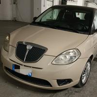 Lancia Y Ypsilon MODAMILANO